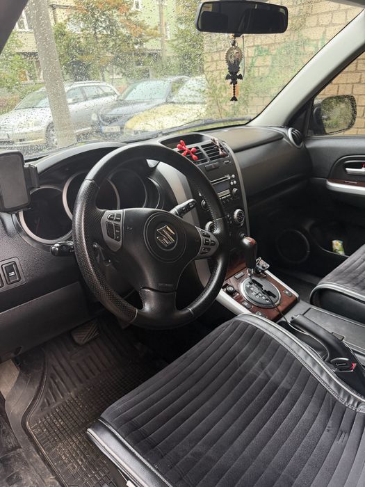 Suzuki grand vitara