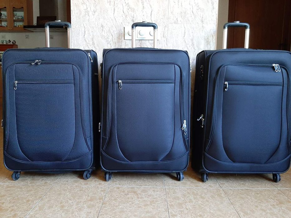 Продам нову велику валізу на колесах