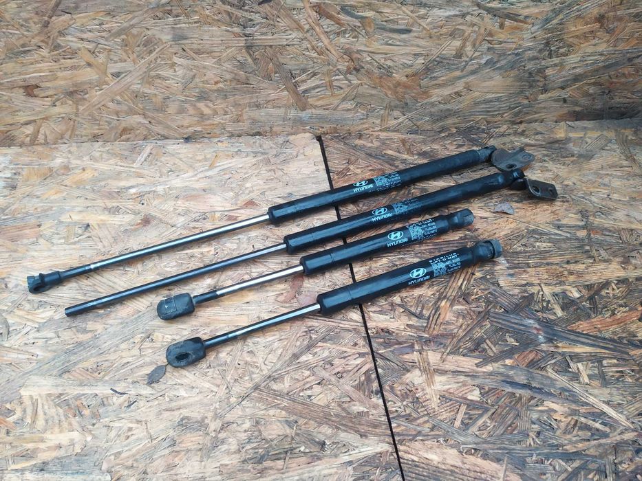 Амортизатор Капоту багажника  Хюндай Соната ЕФ Hyundai Sonata EF 2003