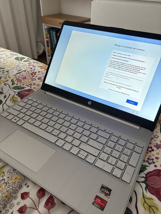 Portátil HP 15s-eq1018np