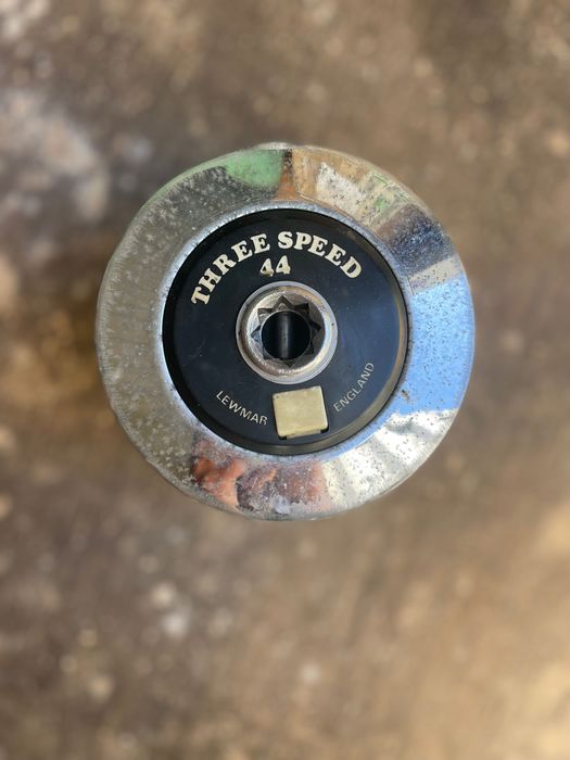 Winch Lewmar 44 de 3 Velocidades — Em bom estado