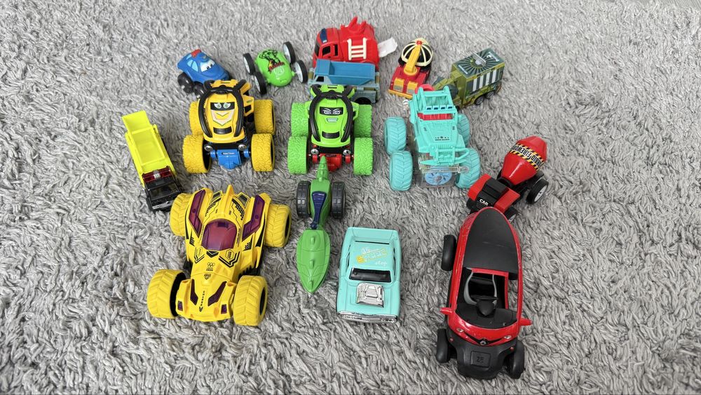 Машинки Лот набір