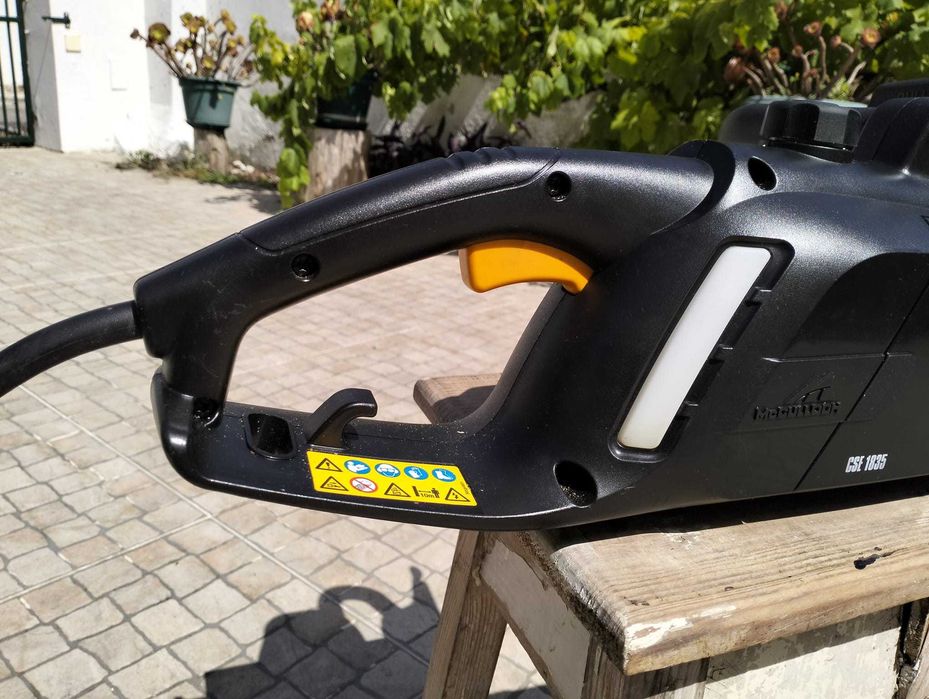 Moto serra como nova