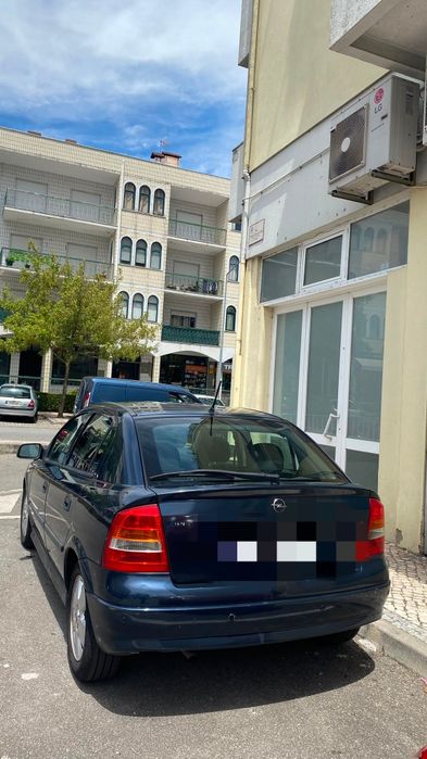 Opel Astra — fotografia 2