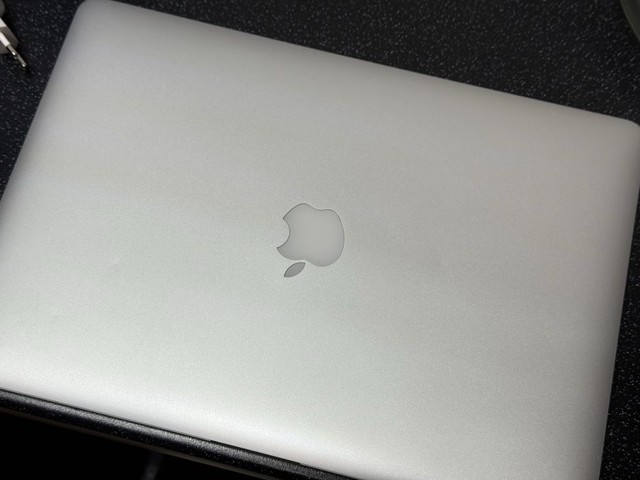 Apple Macbook Pro 15 2015/i7/16gb/512ssd/R9 M370X