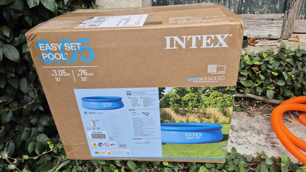 Pincina insuflável INTEX 300 × 76 Cm na caixa,, nova