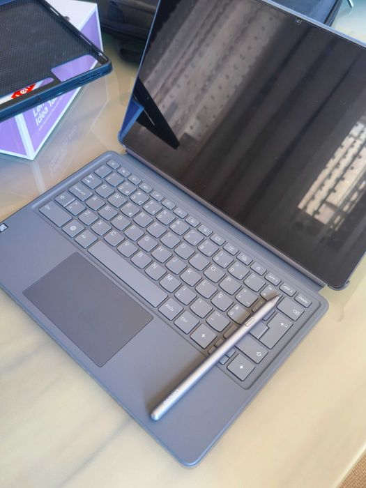 Lenovo Idea Tab Pro (TB373FU) 256GB / 8GB RAM + Capa Teclado + Caneta – Como Novo!