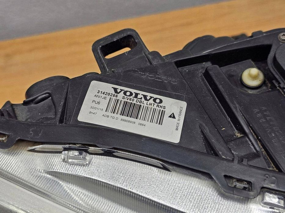 reflektor prawy xenon dbl volvo v60 s60 2013-2017 31420256 anglik uk