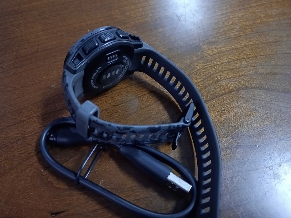 Garmin Instinct® Solar – Camo Edition
