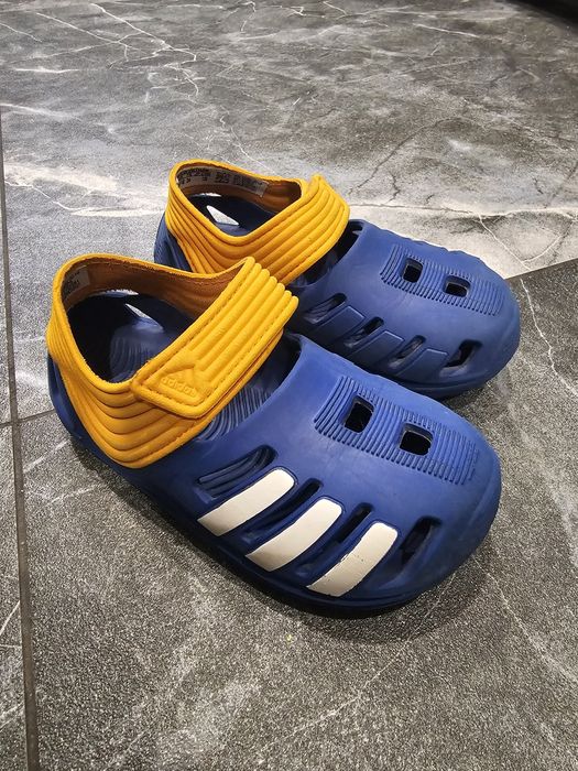 Sandały klapki chodaki Adidas 24 13.5 zsandal