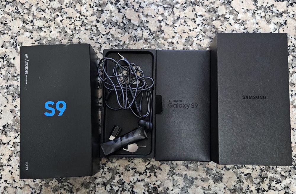 Samsung Galaxy S9 64GB E 4GB RAM.