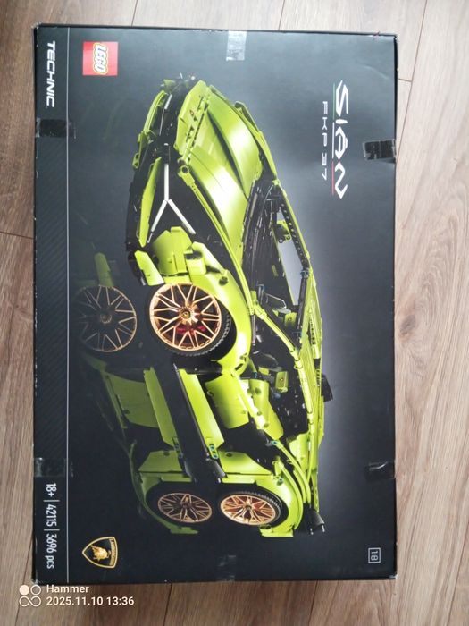 Lego Technic Lamborghini 42115