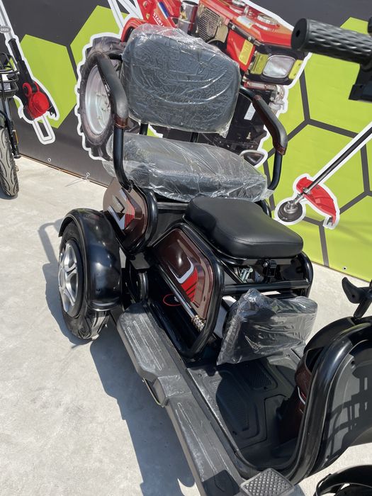 Доставка безкоштовна акумуляторний трицикл Їдемо 800W баланс трініті.