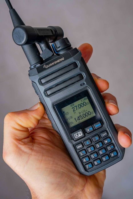 Radio Walkie talkie Quansheng TK-11(5) 10W VHF/UHF,novo na embalagem!