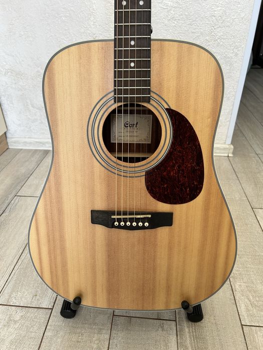 Акустична гітара Cort Earth 70