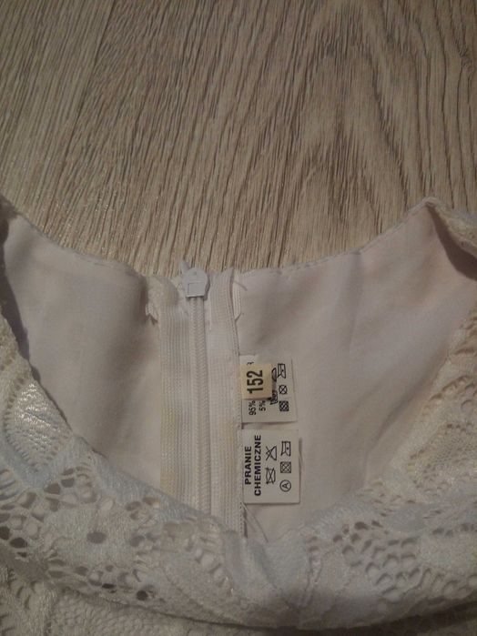 Sukienka dla dziewczynki 152