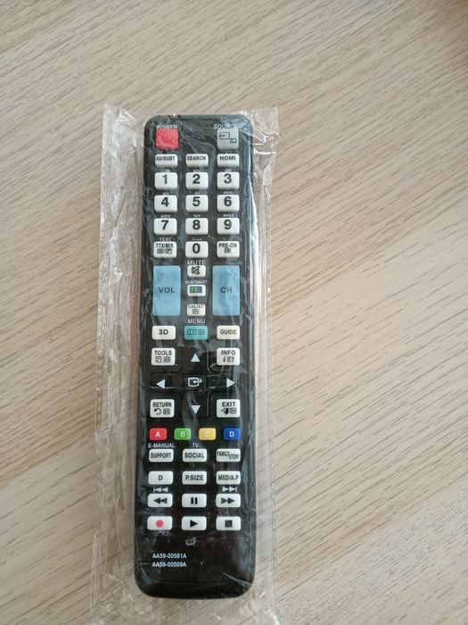 Pilot do telewizora nowy