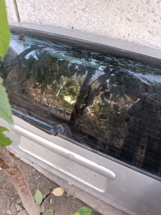 Задня ляда Volvo V70 1995-2001 рік