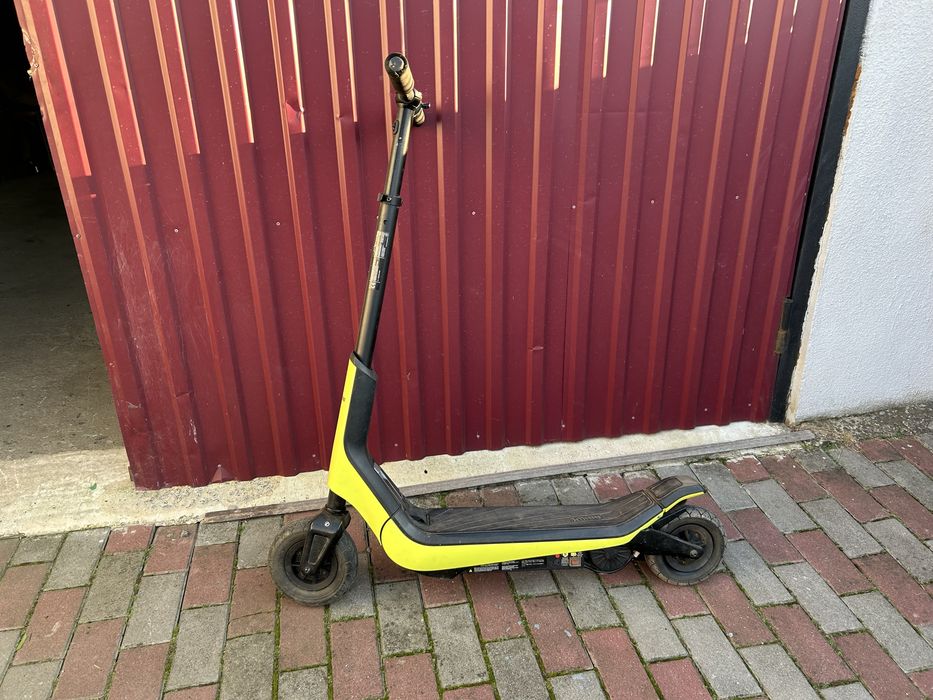 Продам дитячий електросамокат