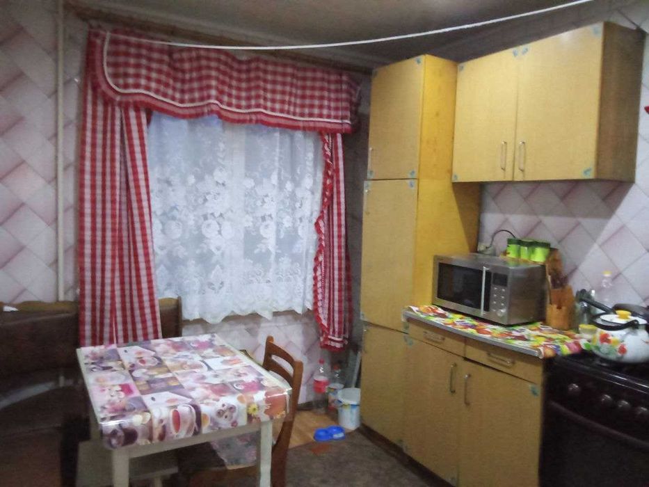 Продам 3 комнатную квартиру в пгт. Чкаловское (Пролесное)