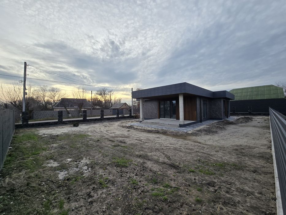 Будинок 144 м2 з терасою дах бетон газ с. Білогородка поруч Київ