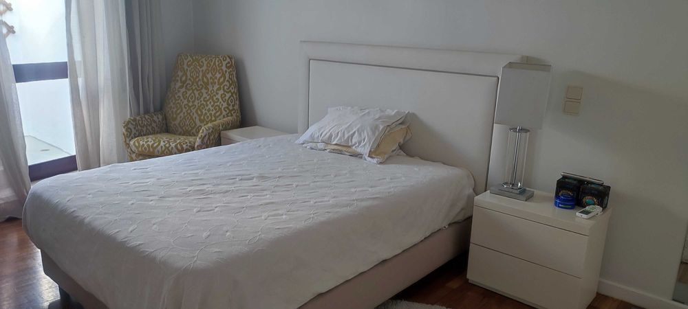 Quarto grande a 200mts Palácio de Cristal