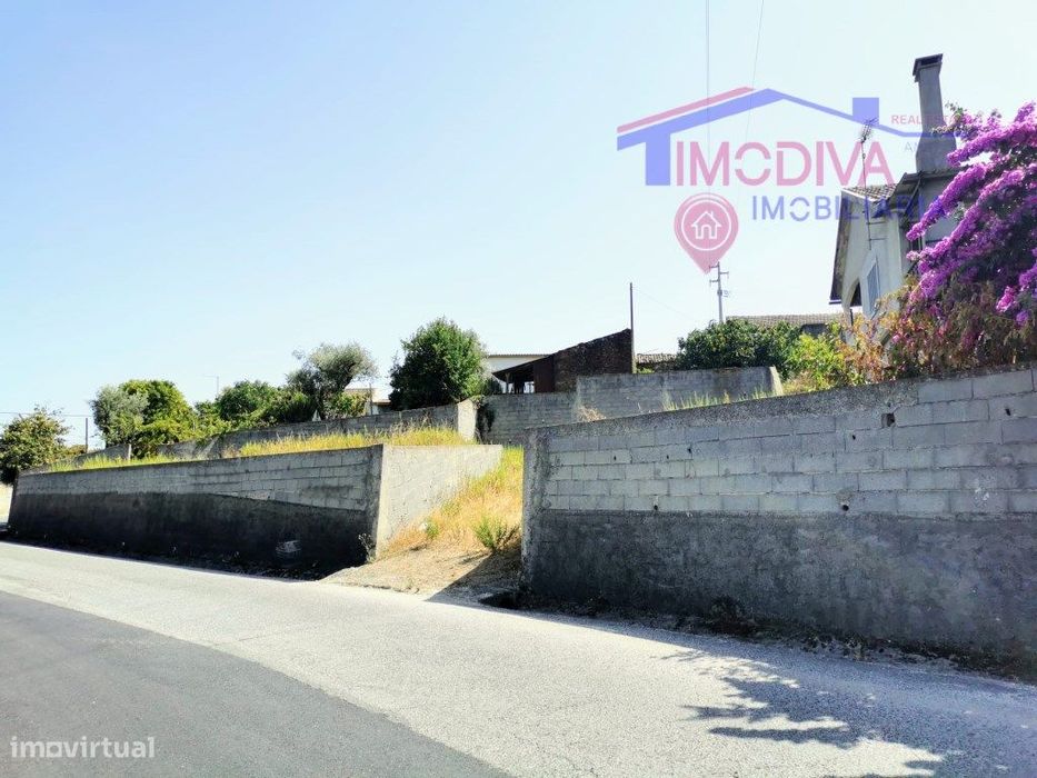Terreno murado em Adega, Pedrogão Grande
