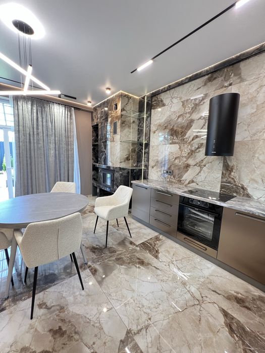 Котедж з ремонтом