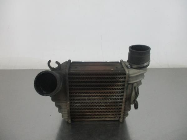 Radiador do intercooler AUDI A3 (8L1)