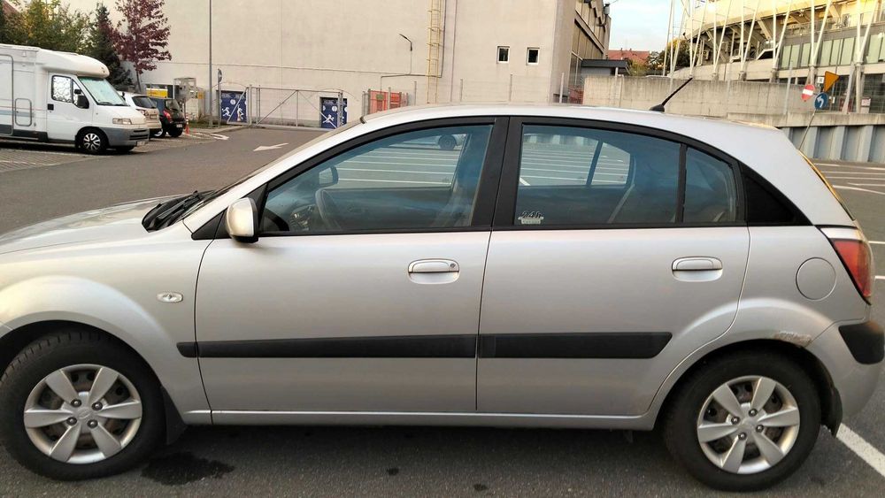 Sprzedam Kia Rio 2008 benzyna