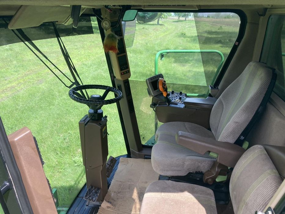 Продам комбайн Джон Дир С 670 I