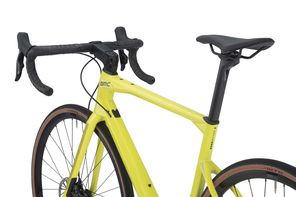 Nowy BMC Roadmachine X TWO Rival AXS XPLR