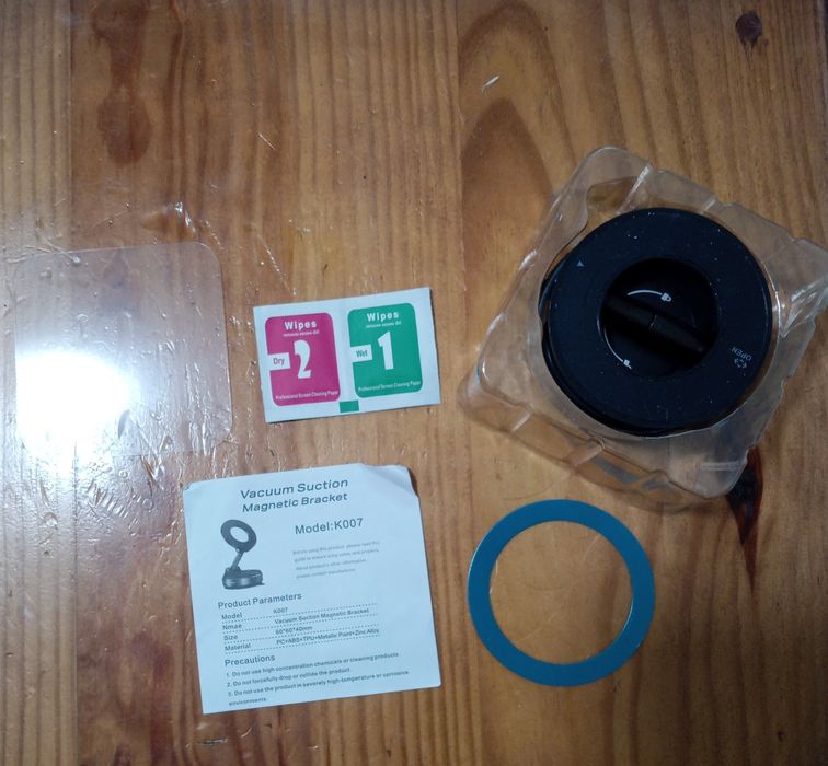 Магнитный автомобильный держатель телефона