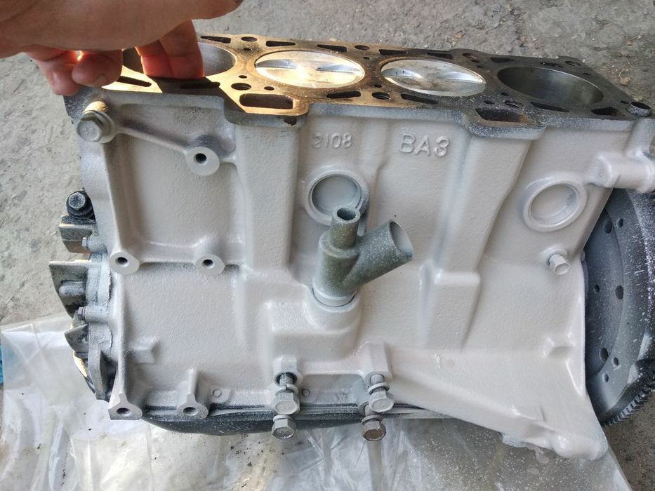 Двигатель(после  капиталки)ВАЗ 08-09 1.3 карбюратор