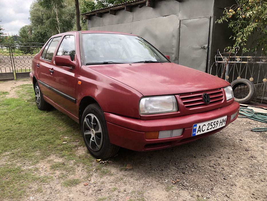 Продам Vento 1.8 на ходу