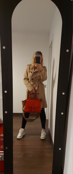 Сумка  Burberry.