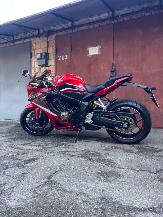HONDA  cbr 650 R