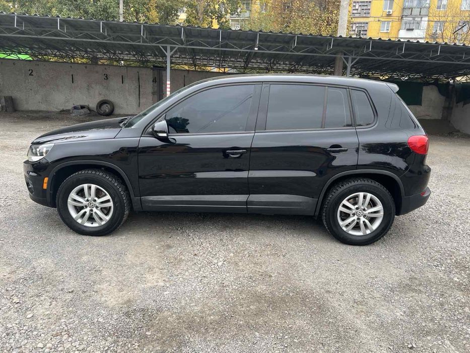 Продам Wolkswagen Tiguan 2011