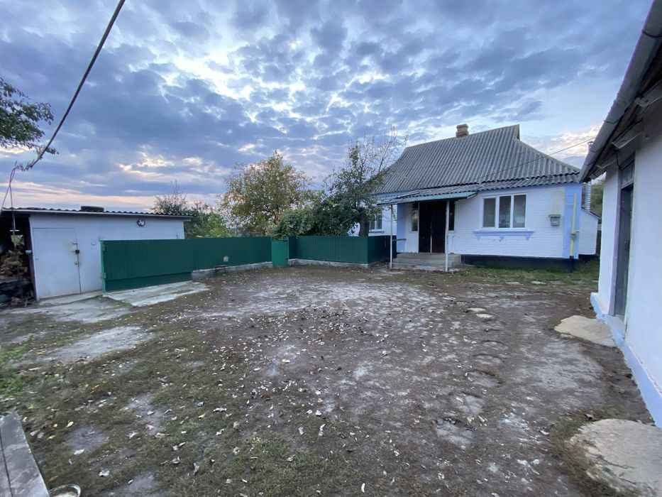 Продаж будинку с. Матюші