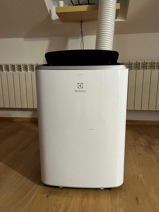 Klimatyzator przenośny Electrolux EXP26U338CW |Pilot | Idealny na lato