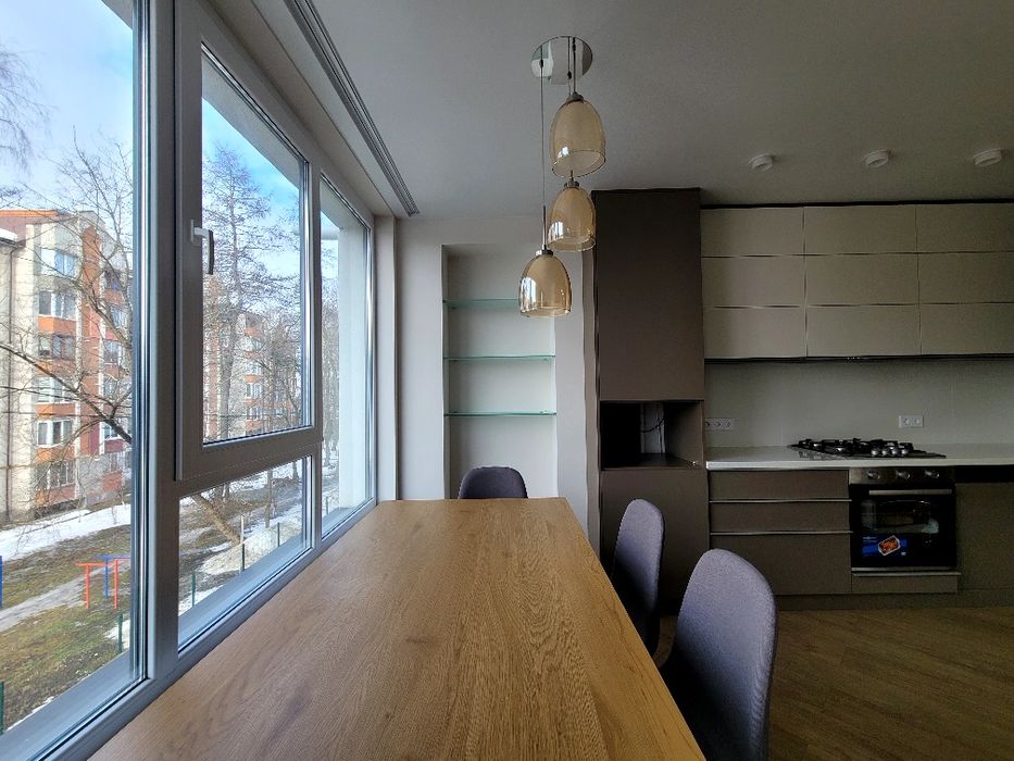 Перша оренда 2-кімнатної квартири з кухнею-студією, вул. Чернівецька