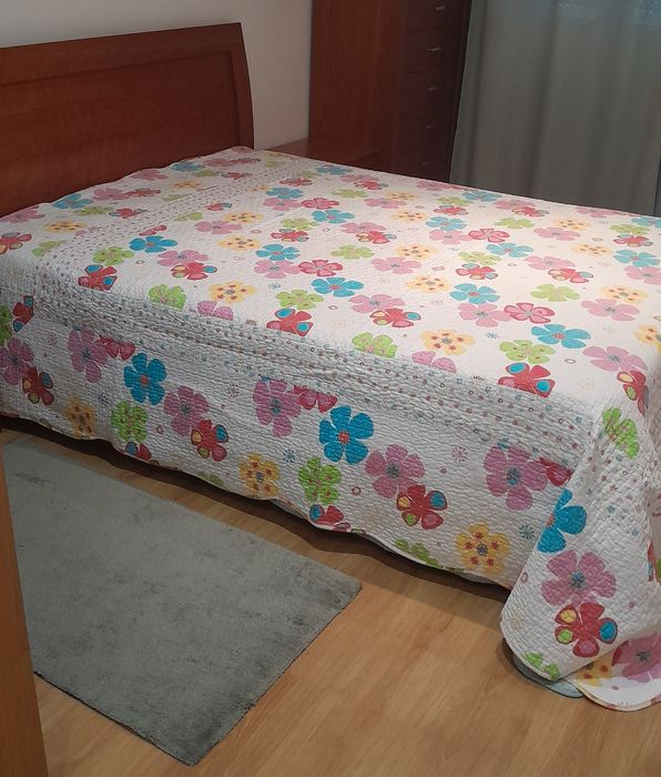 COLCHA FLORAL - Cama casal