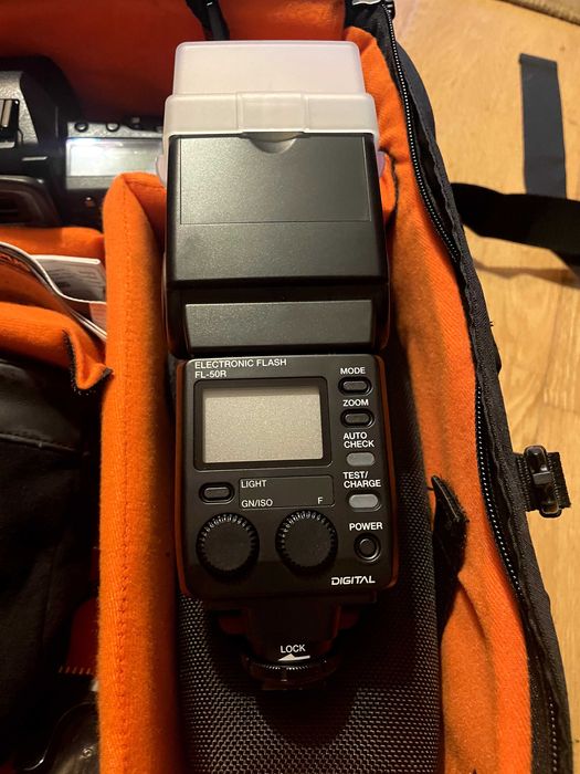 Máquina Fotográfica Olympus E-3 e Todo Material Aux. (Lista anexo)