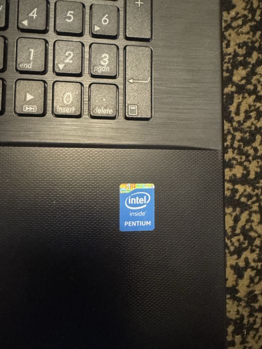 Ноутбук Asus