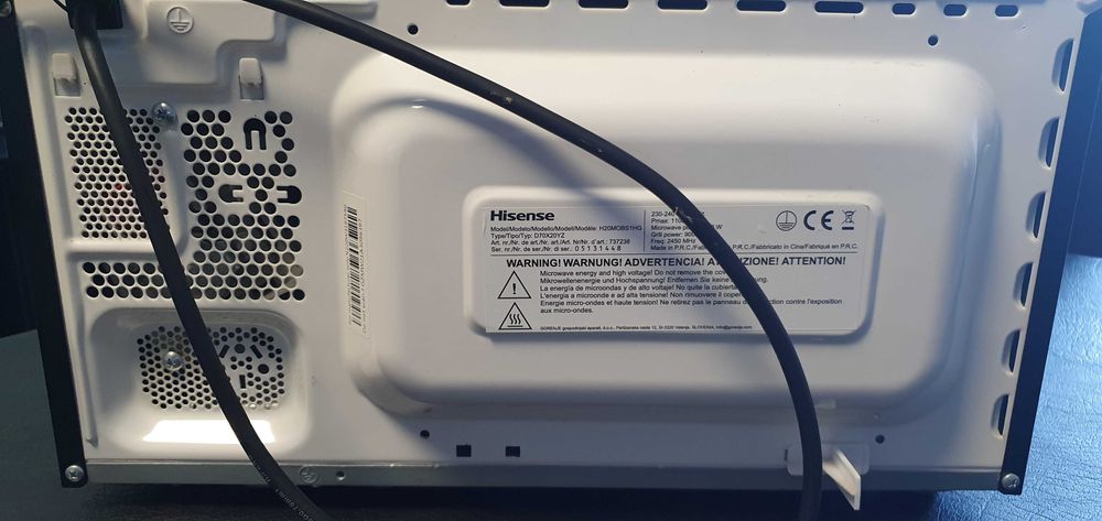 Micro-ondas Hisense com grill