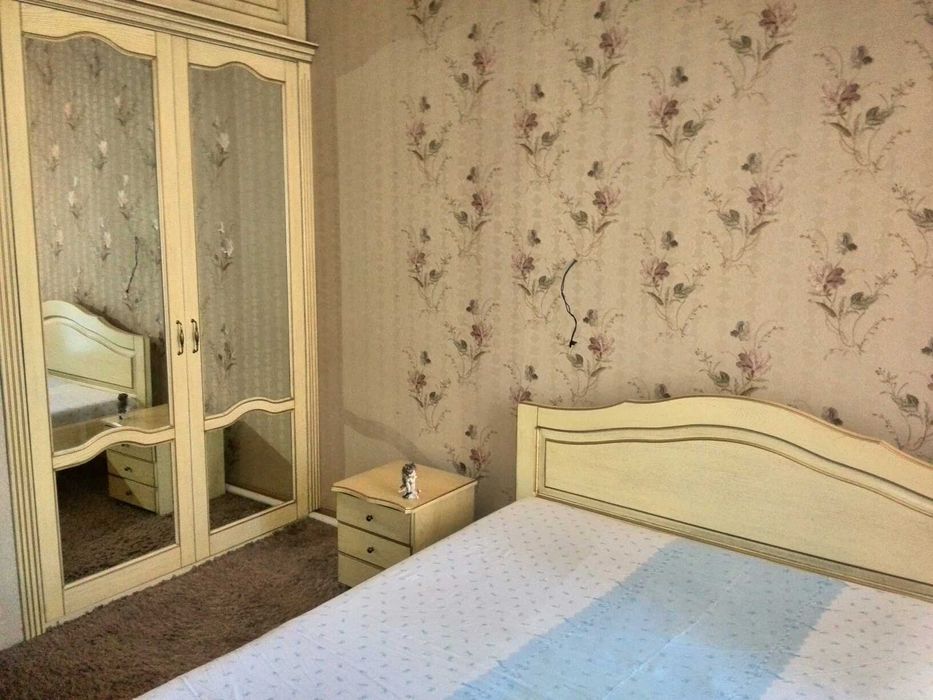 Сдам 2х ком квартиру в центре города! Комнаты раздельные!