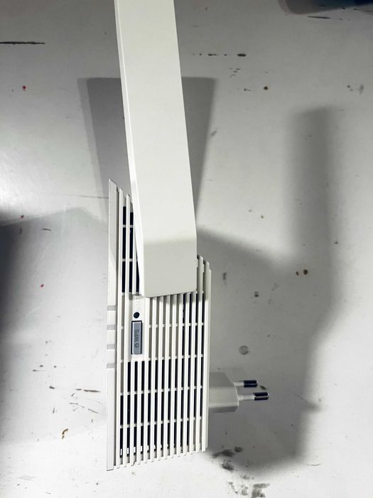 Router  Tp-Link 4G+ "Archer MR600"  + wzmacniacz sygnału.