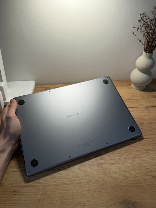 MacBook Pro 16’ 2021 M1 Pro 16 GPU 16Gb 512Gb Space 83%