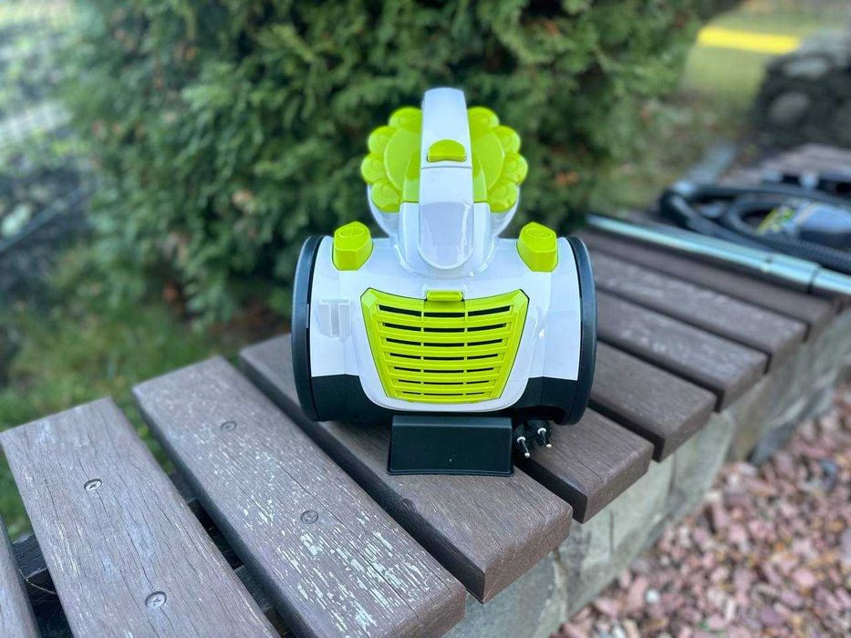 Пылесос колбовый 2️⃣5️⃣0️⃣0️⃣w безмешковый с турбощеткой‼️ Германия‼️