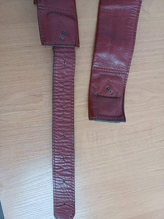 Стильный кожаный ремень с кармашками  размер S-М